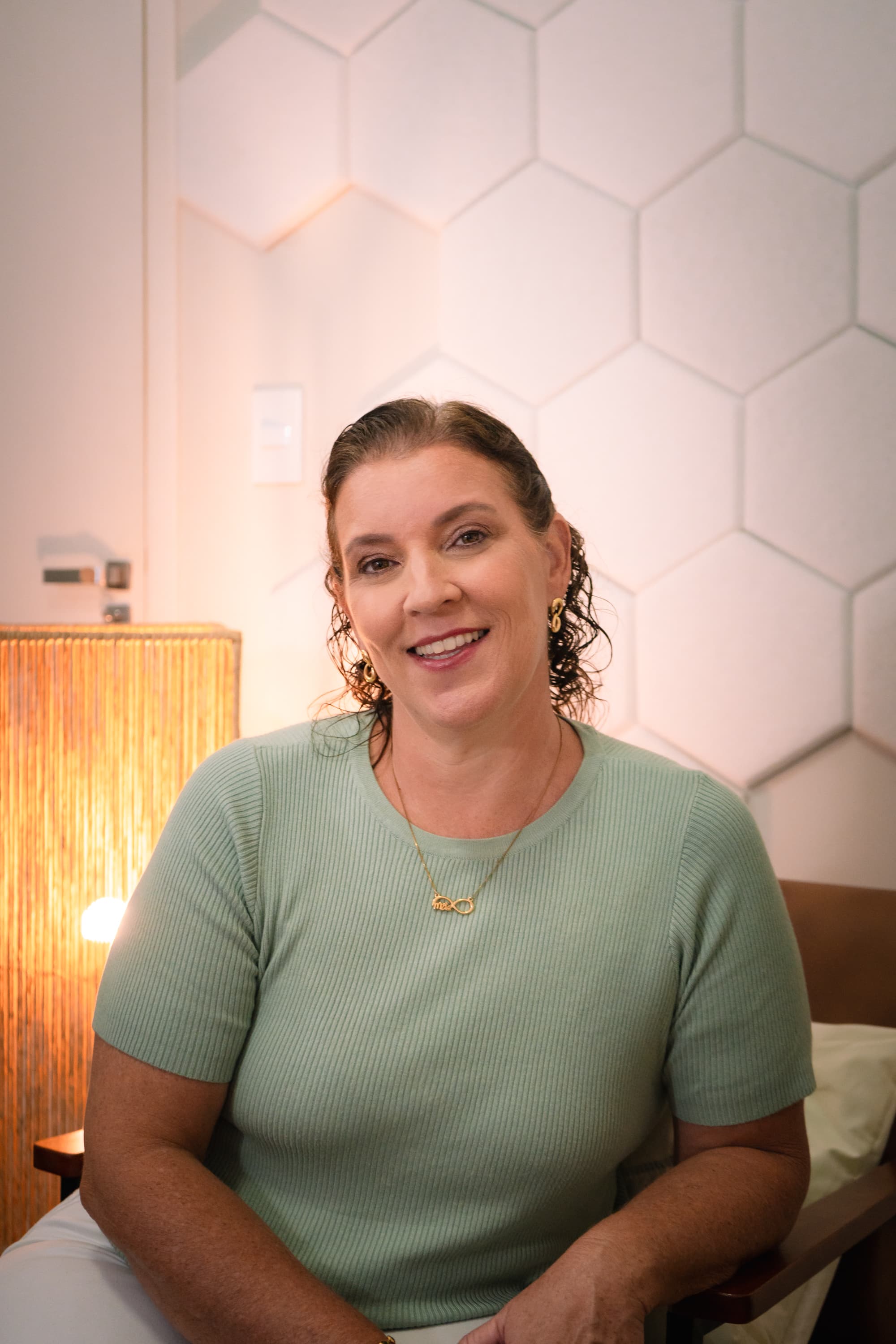 Claudia Chechim - Reflexoterapeuta